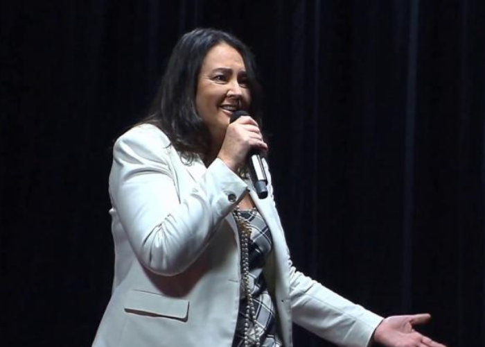 Foto Destaque: Silvia Carneiro, da Iris. (Foto/Reprodução: Youtube/TED)